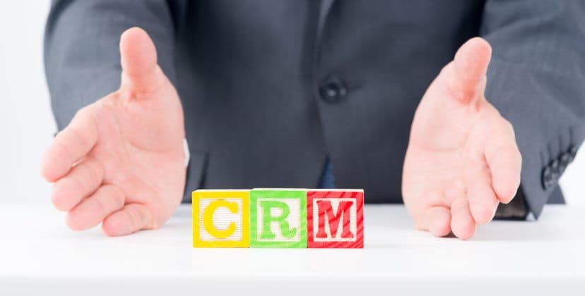 エクセルでの顧客管理（CRM）は逆に難しい！CRMのメリットやポイントもご紹介